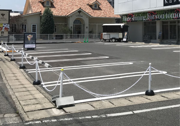 店舗駐車場ライン塗替え