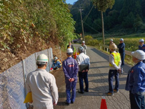 インフラメンテナンス国民会議
ストンゼットー　実証試験
簡易落石防護柵