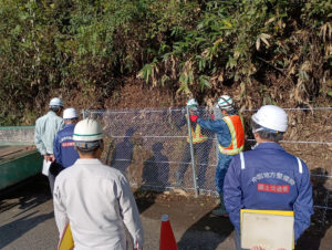 インフラメンテナンス国民会議
ストンゼットー　実証試験
簡易落石防護柵