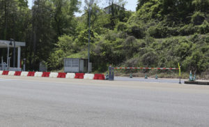 通行規制用遮断機　リモコン式遮断機